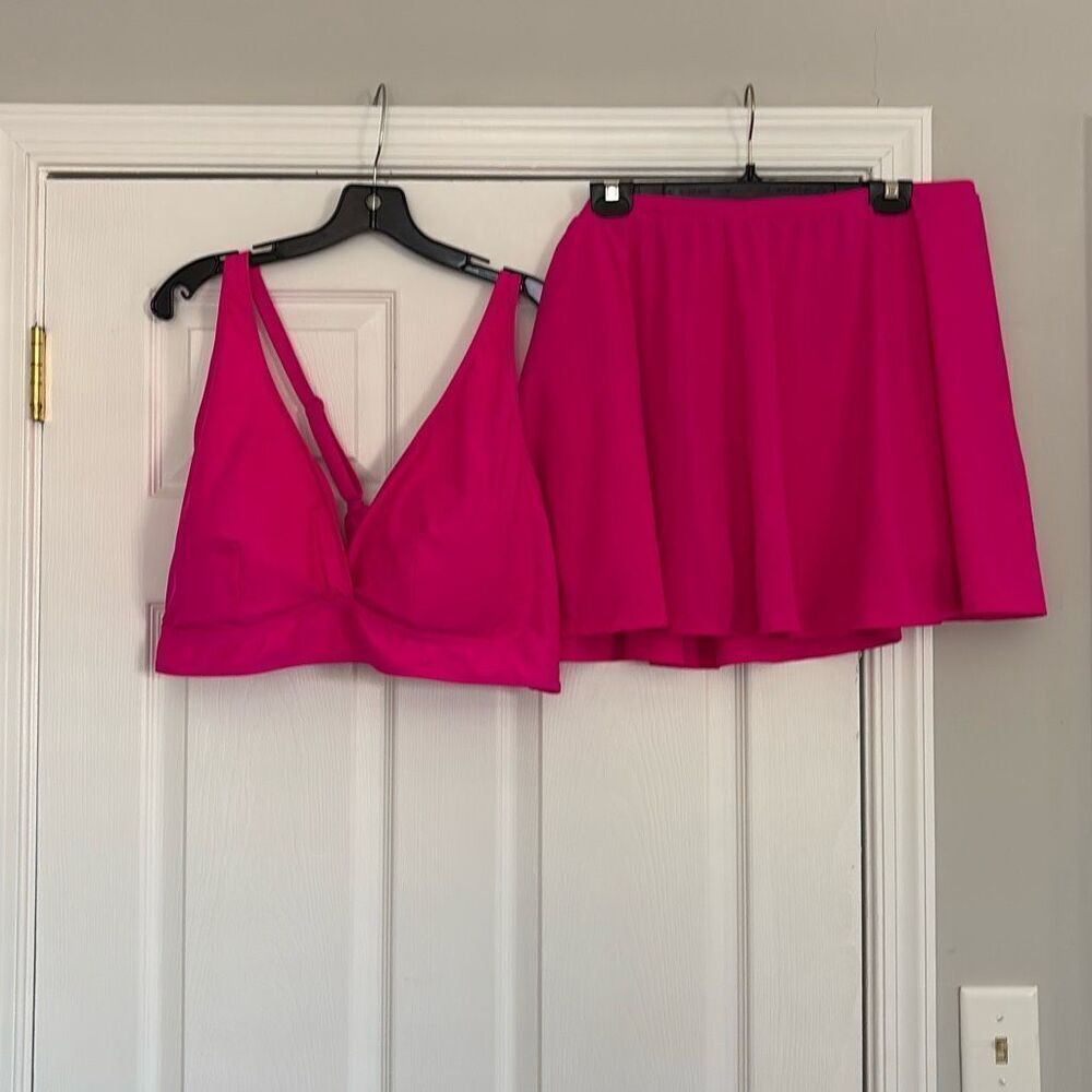 Torrid 2pc hot pink bathing suit size 3/5